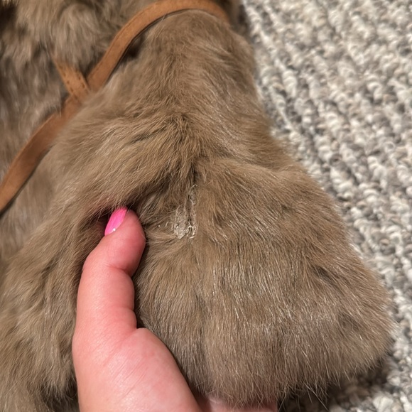 Akira genuine rabbit hair vest - Picture 3 of 9